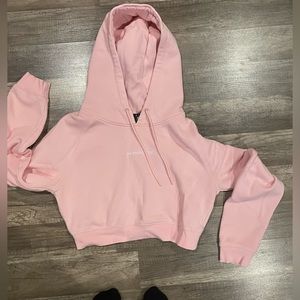 Small crop pink alphalete hoodie. EUC.